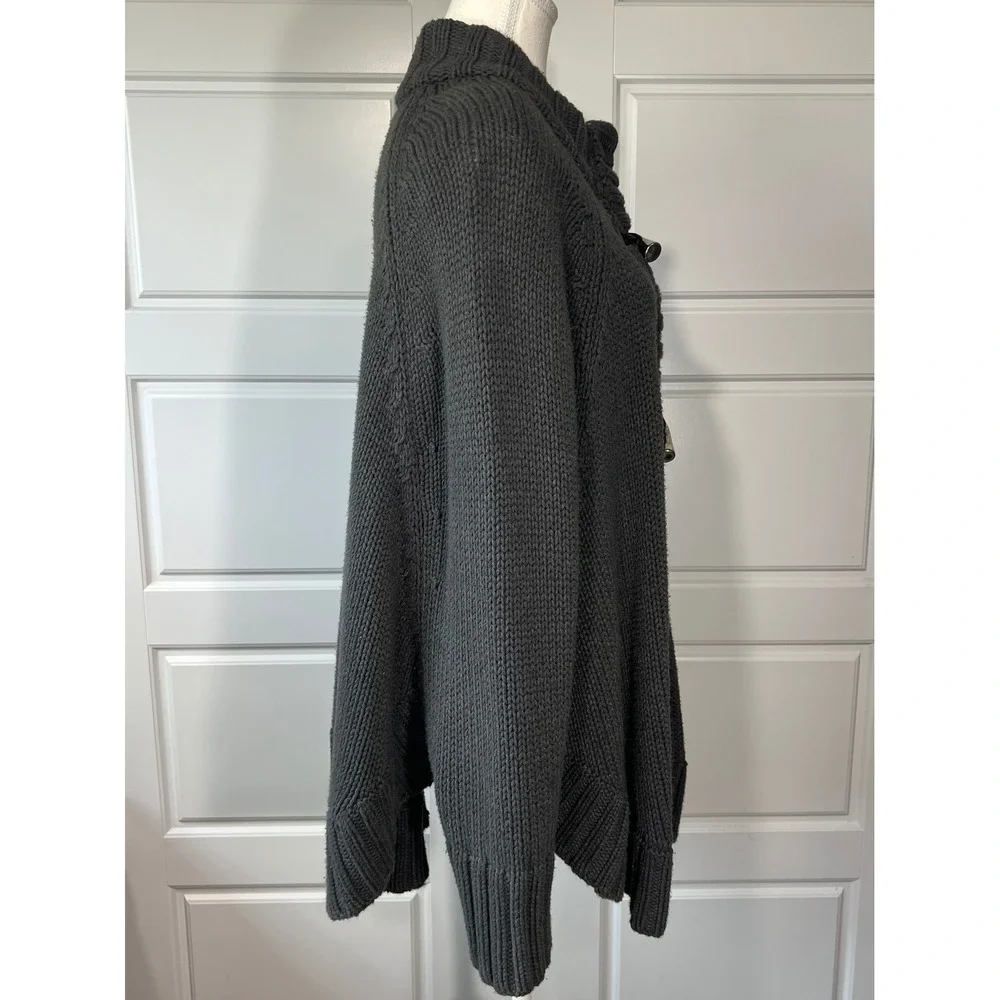Michael Kors Gray Knit‎ Toggle Closure Poncho Cape Sweater Large